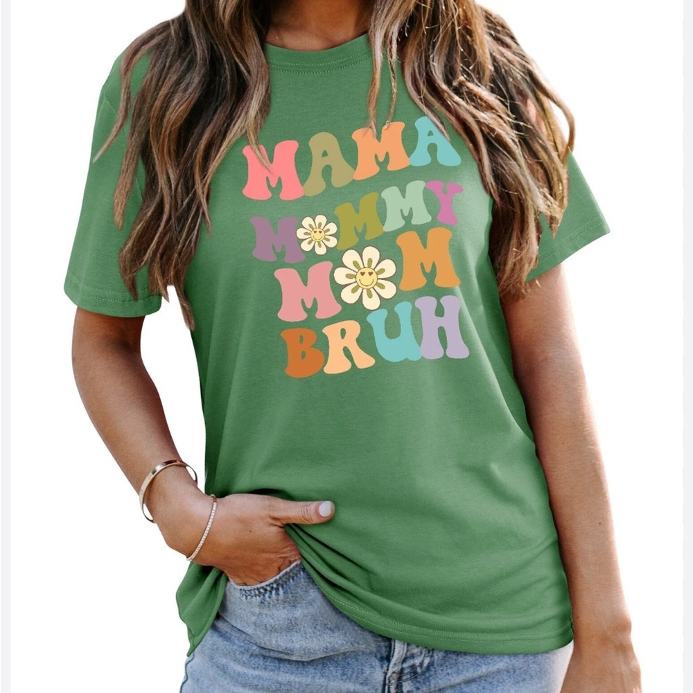 MAMA hippie Green Graphic short sleeve Tee with Colorful Text Size S